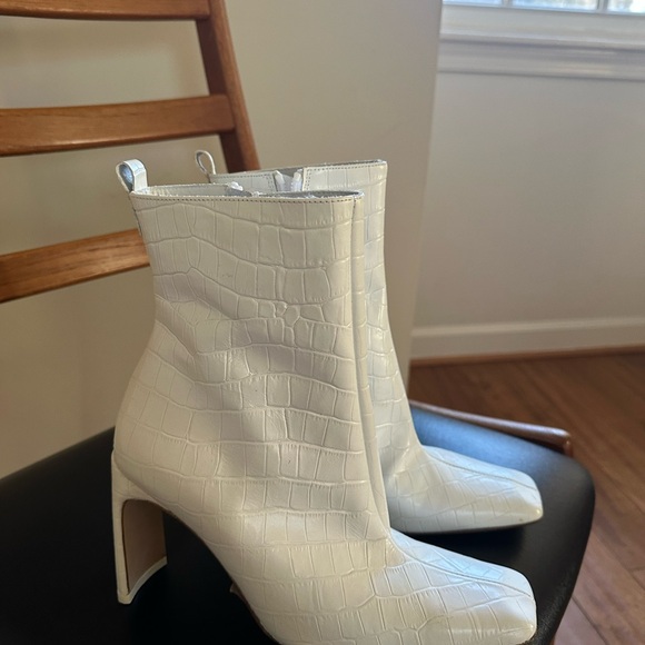 White Croc-Embossed Leather Ankle Boots - Picture 2 of 7